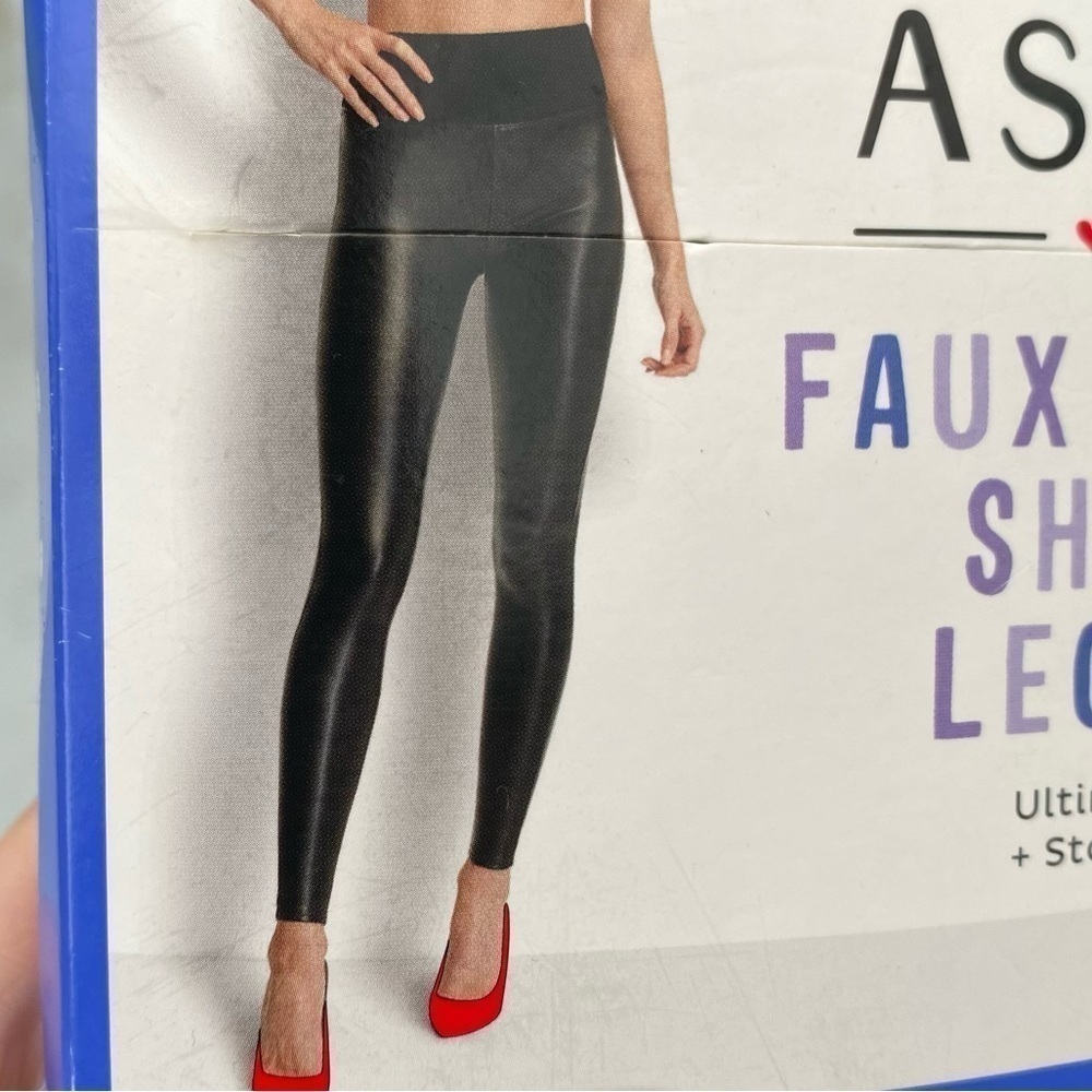 SPANX Assets All Over Faux Leather Vegan Leggings Pants Women's Size 1X